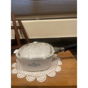CorningWare Cornflower Blue 2.5 Quart w/ Lid & Handle
